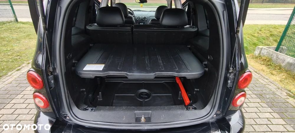 Chevrolet HHR 2.4 LT - 11