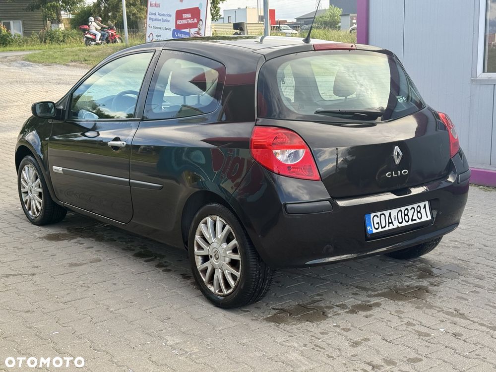 Renault Clio - 3