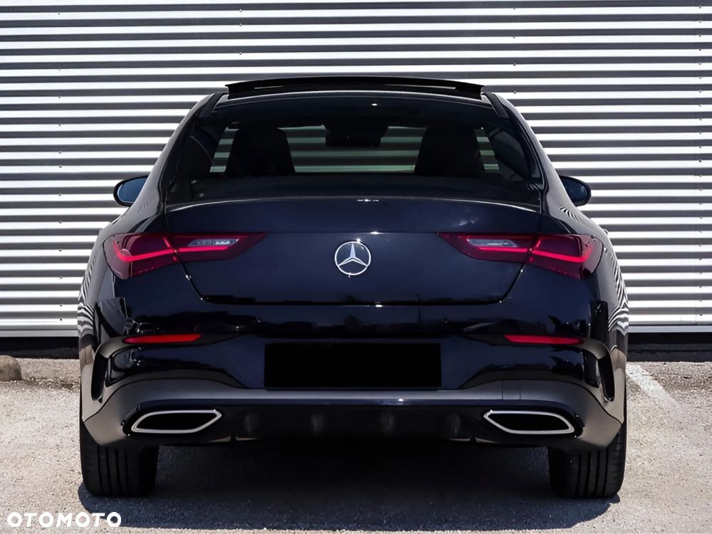 Mercedes-Benz CLA 200 AMG Line 7G-DCT - 3