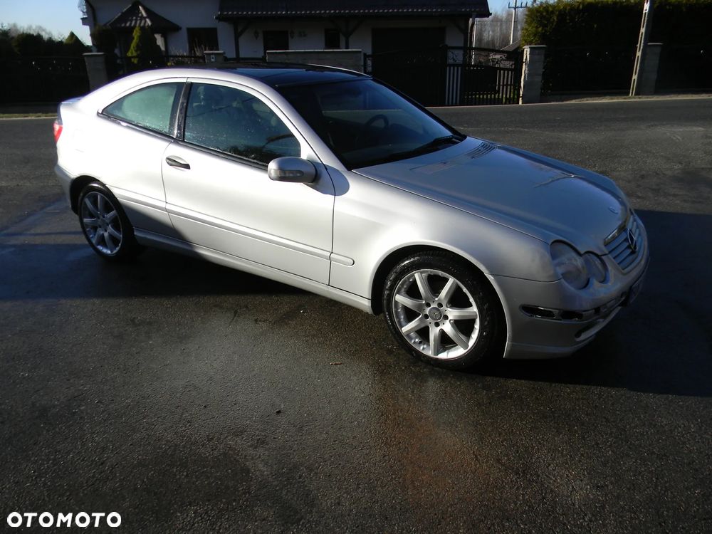 Mercedes-Benz Klasa C 220 CDI Automatik DPF Sport Edition - 2