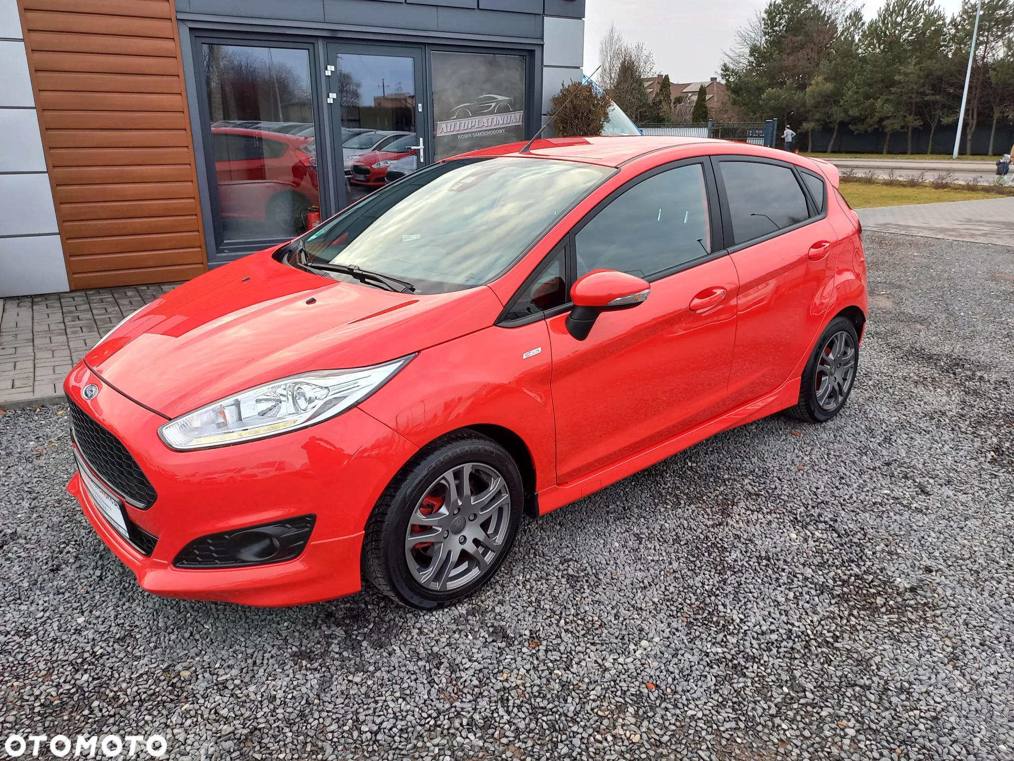 Ford Fiesta 1.0 EcoBoost Start-Stop ST-LINE - 2