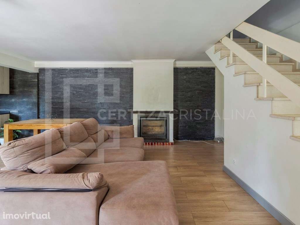 Oportunidade imperdível em Azeitão | Moradia com Jardim e Poço - Grande imagem: 5/25