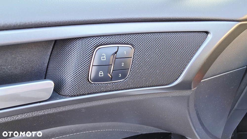 Ford Mondeo 2.0 TDCi Titanium - 19