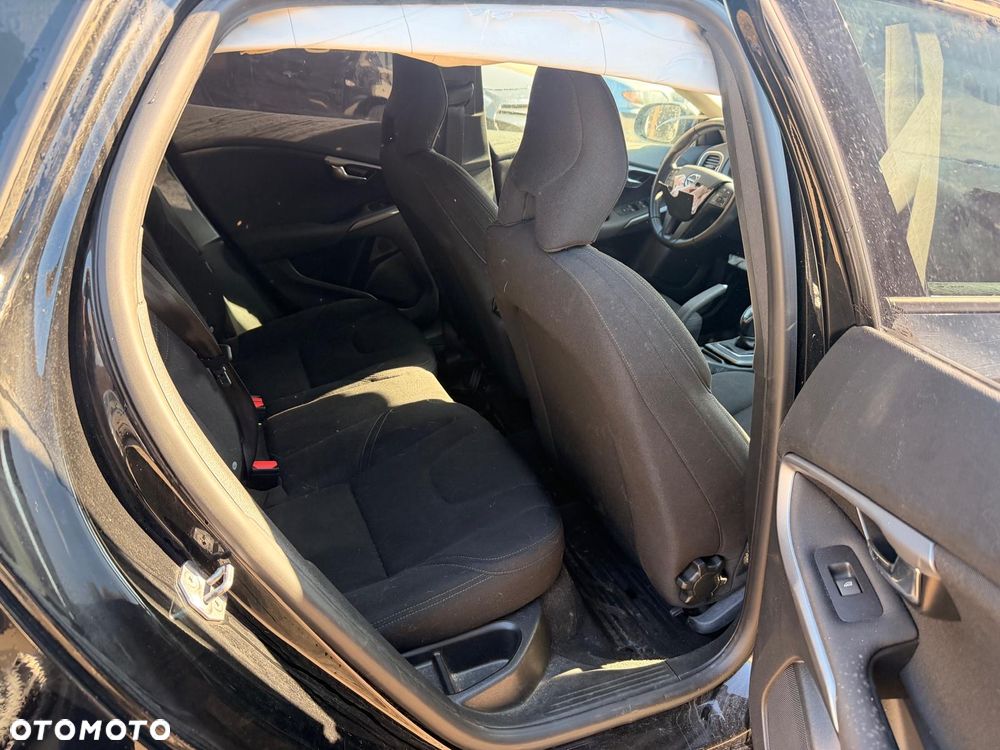 Volvo V40 T2 Geartronic - 22