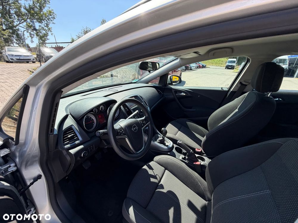 Opel Astra 1.6 - 13
