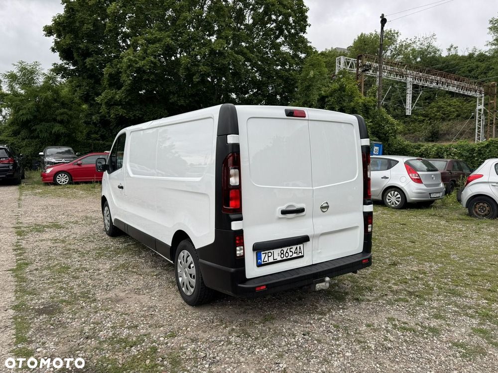 Nissan NV300 - 27