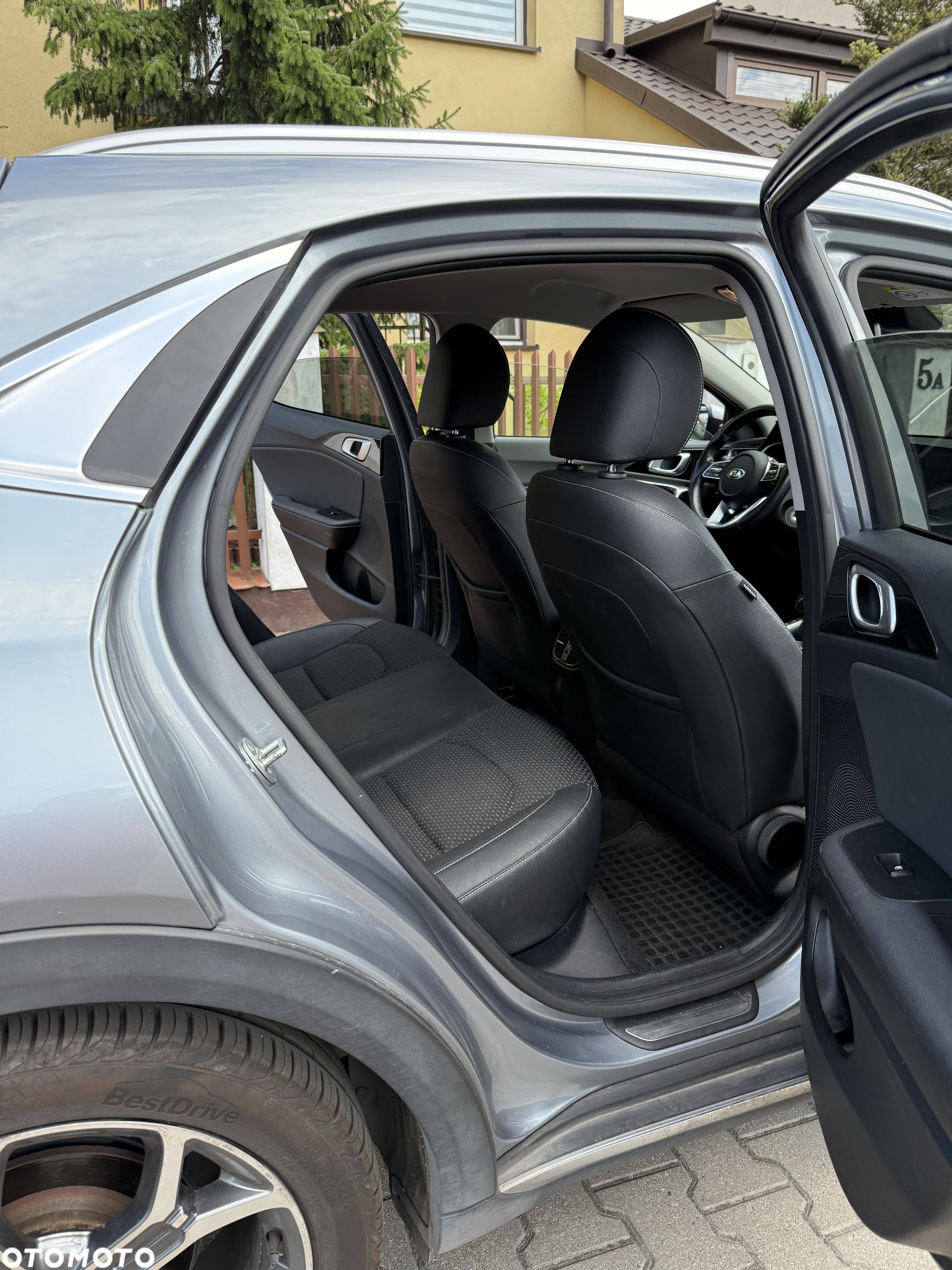 Kia XCeed 1.4 T-GDI L - 10