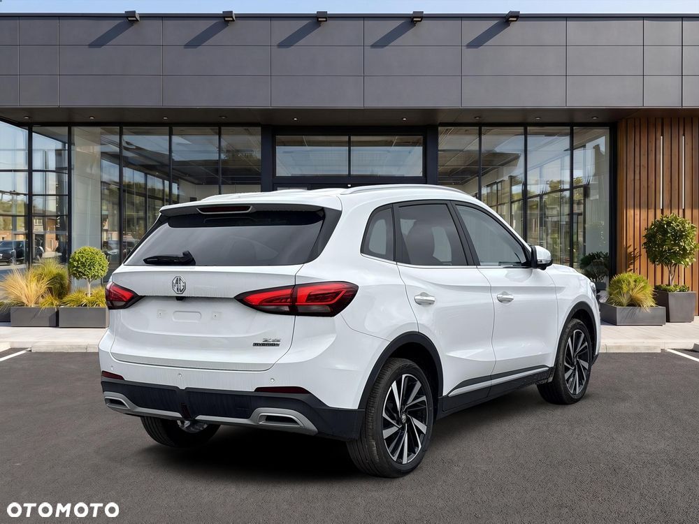 MG ZS 1.5 HEV+ Exclusive - 6