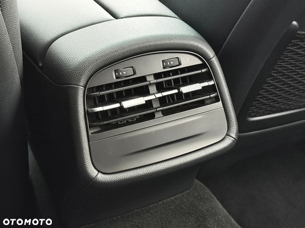 Maserati Ghibli - 31