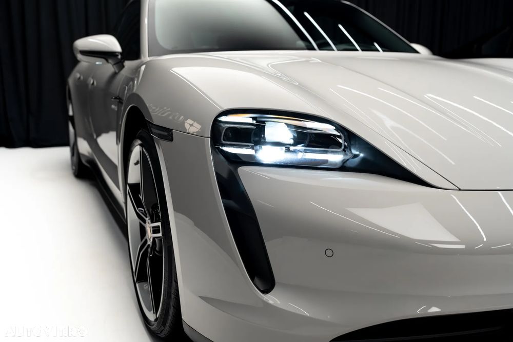 Porsche Taycan Standard - 2