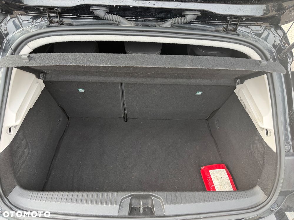 Renault Clio E-TECH 140 INTENS - 19