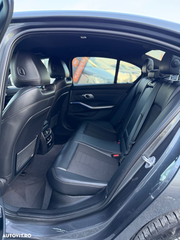 BMW Seria 3 318d Aut. M Sport - 7