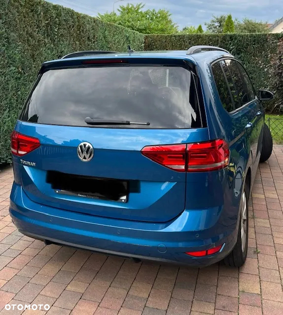 Volkswagen Touran - 3