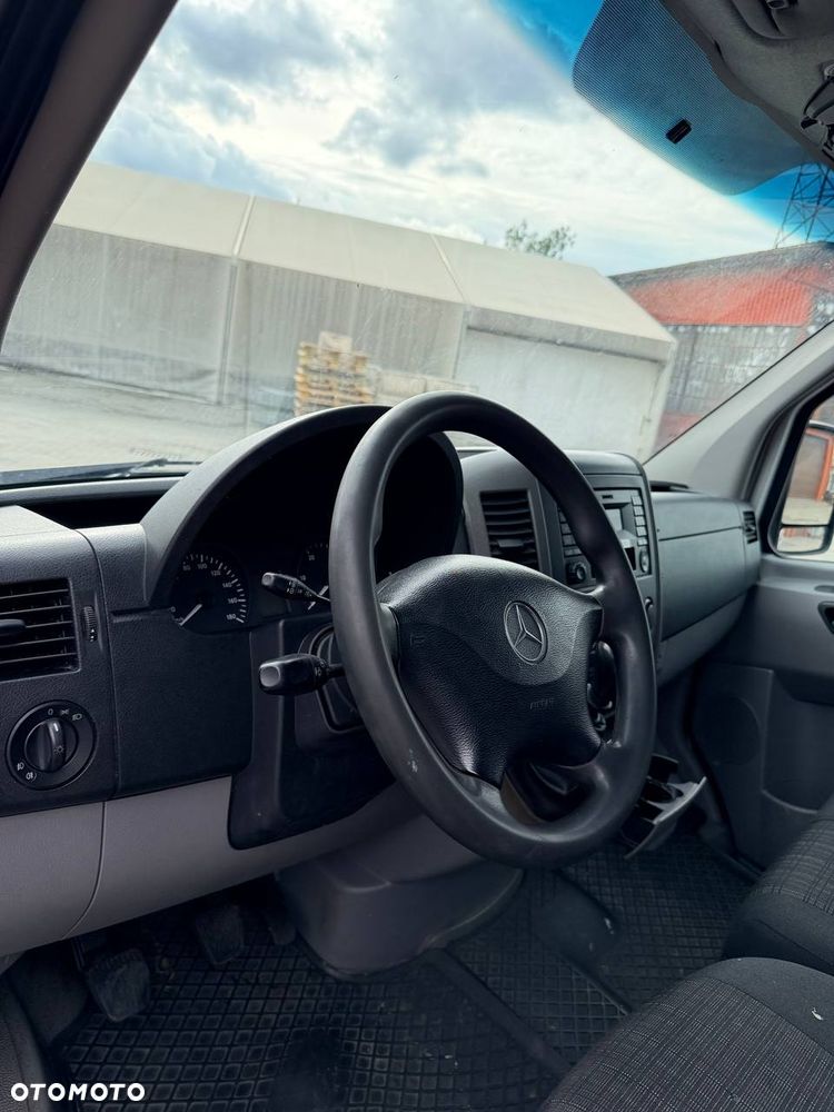 Mercedes-Benz SPRINTER - 9