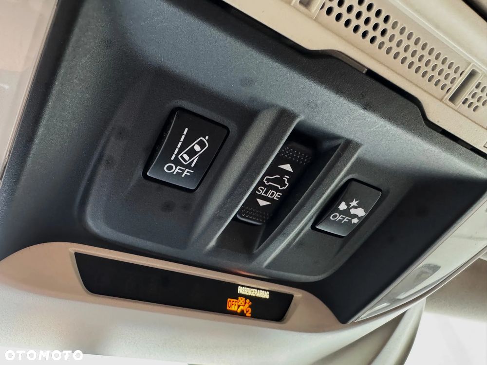 Subaru Forester 2.0i-L Platinum (EyeSight) Lineartronic - 32