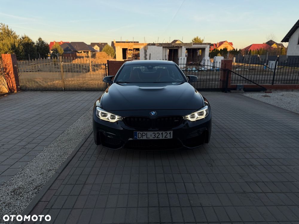 BMW M4 DKG - 2
