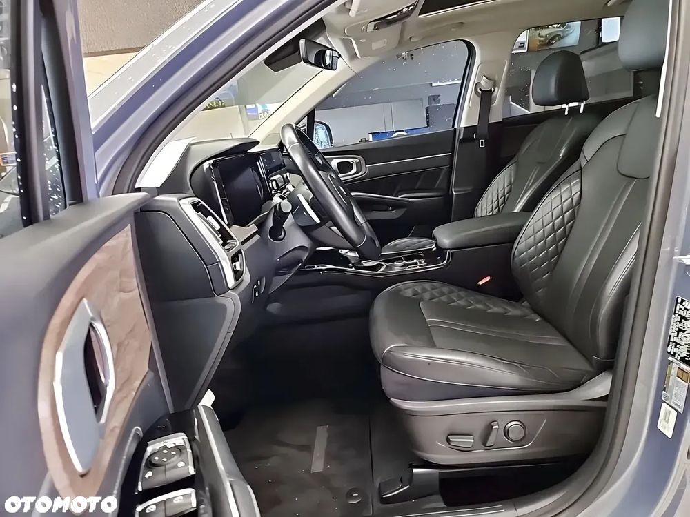Kia Sorento - 8