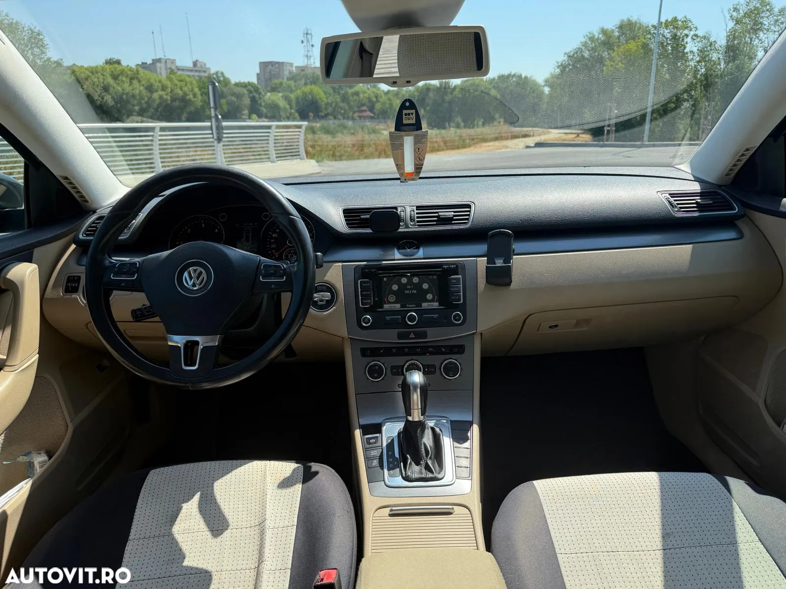 Volkswagen Passat Variant 2.0 TDI Blue TDI DSG Comfortline - 3