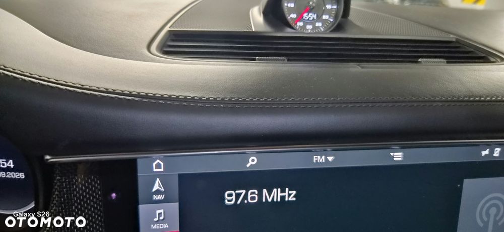 Porsche Panamera 4S Executive - 24