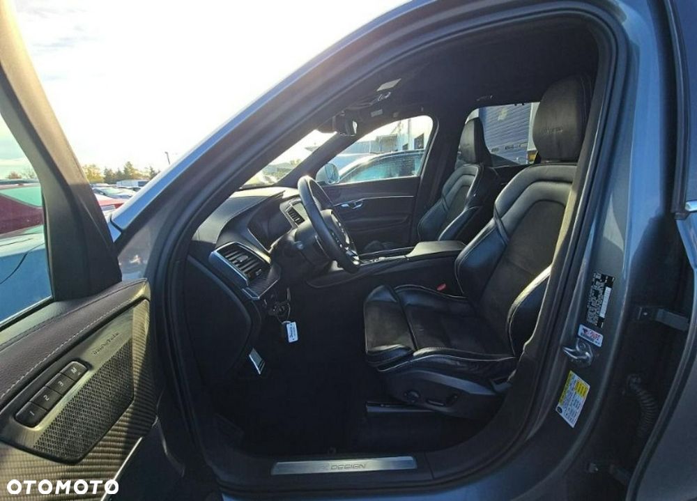 Volvo XC 90 - 6