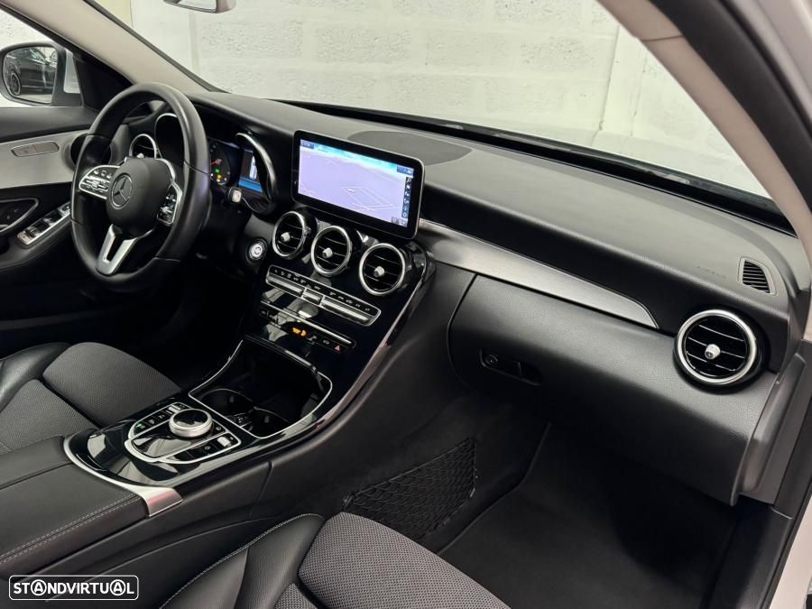 Mercedes-Benz C 220 d Avantgarde - 42