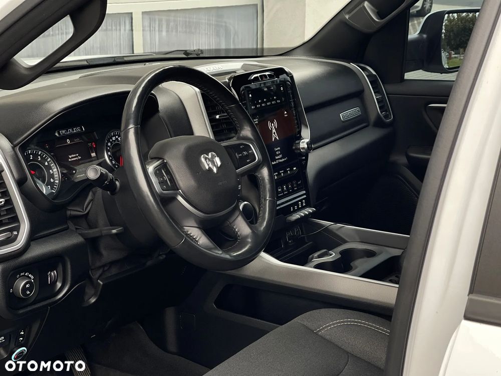 Dodge RAM 1500 5.7 4x4 - 21