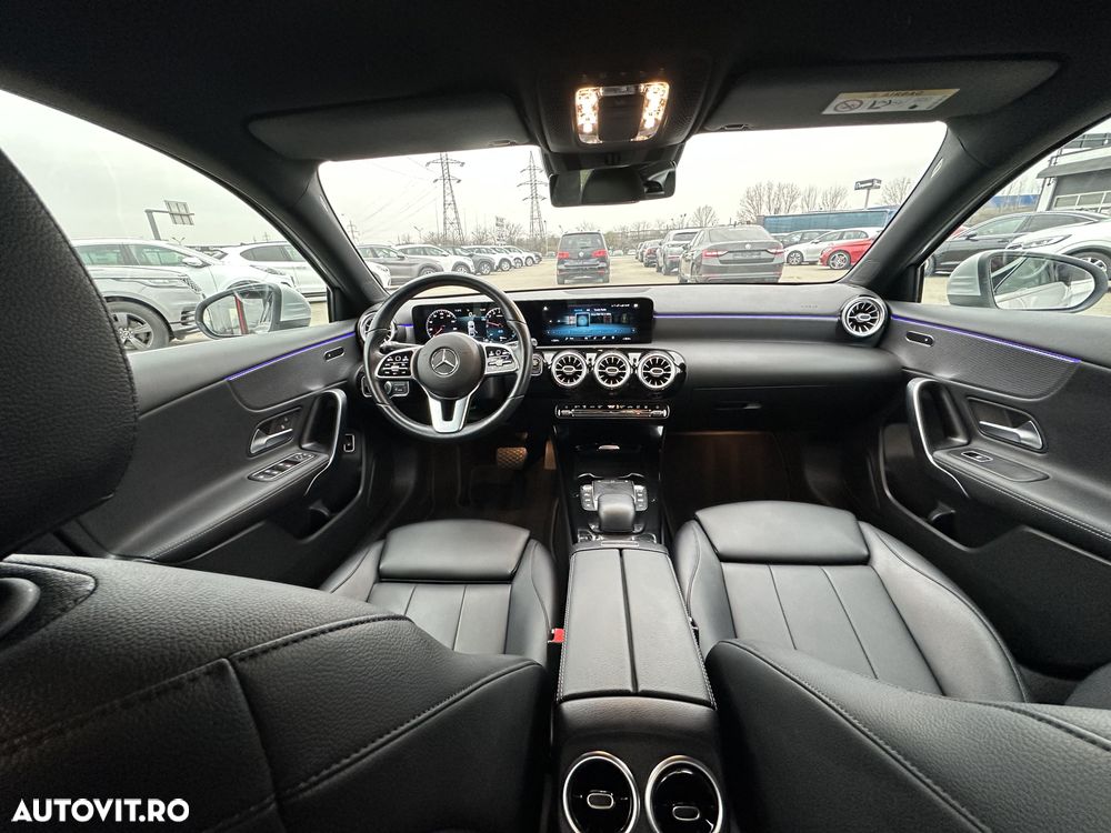 Mercedes-Benz A 250 e Sedan Aut. - 30