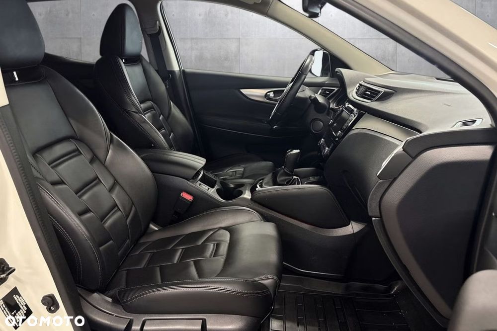 Nissan Qashqai 1.3 DIG-T MHEV Xtronic Tekna - 20