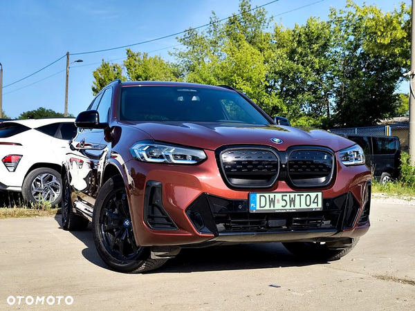 BMW iX3 80kWh Impressive