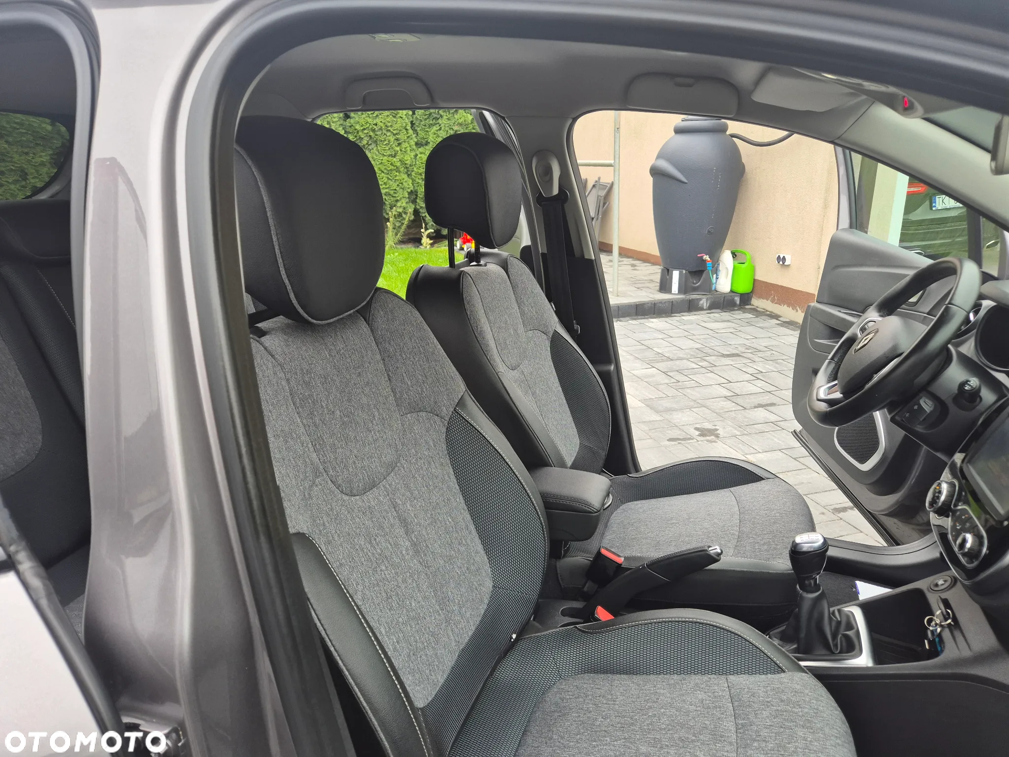 Renault Captur (ENERGY) TCe 90 INTENS - 9
