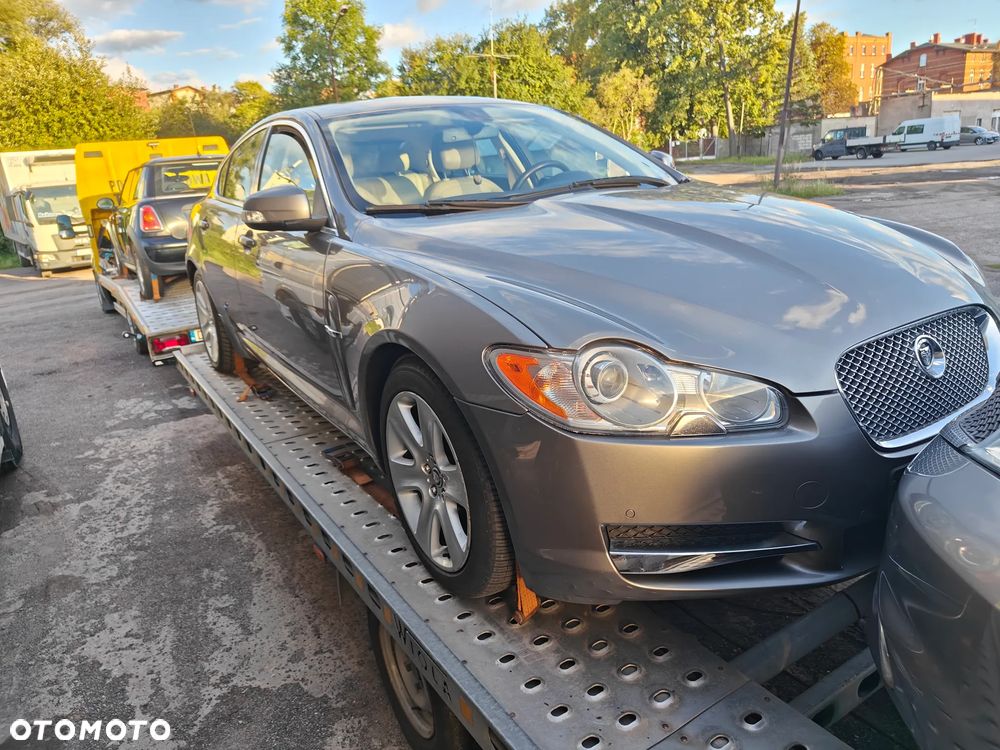 Jaguar XF 3.0 V6 Premium Luxury - 12