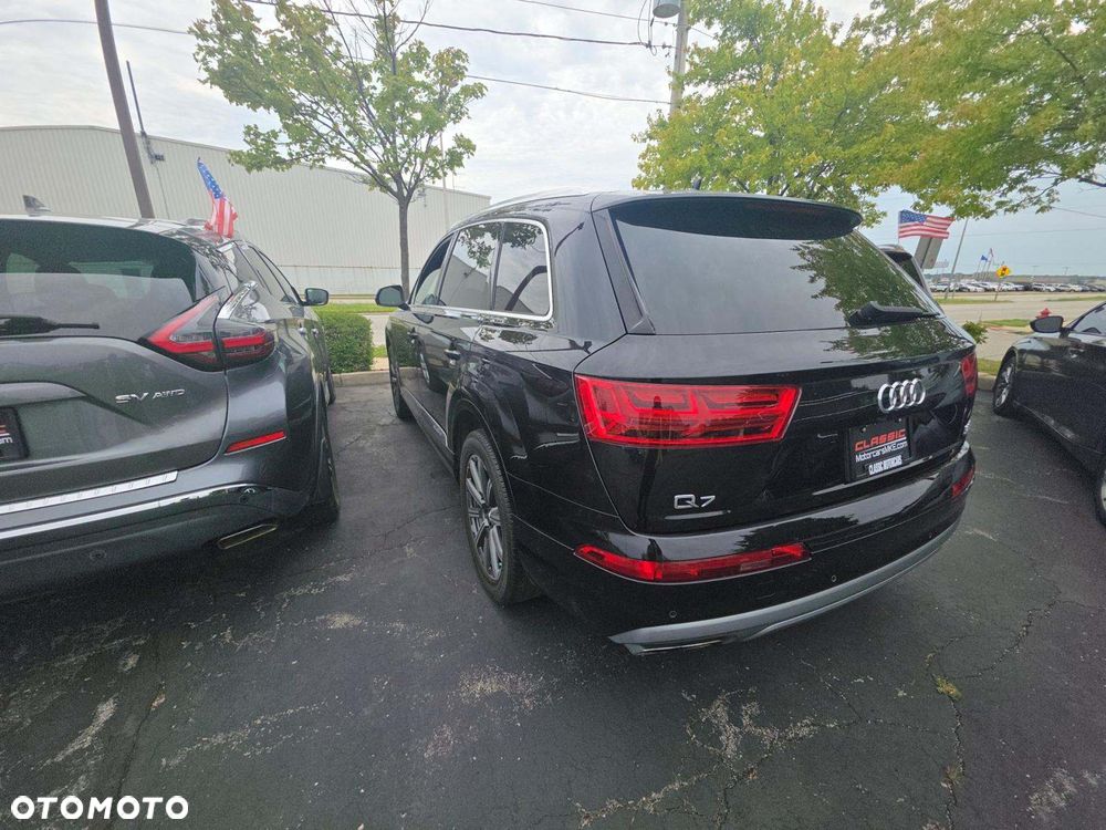 Audi Q7 3.0 TFSI Quattro Tiptronic - 4