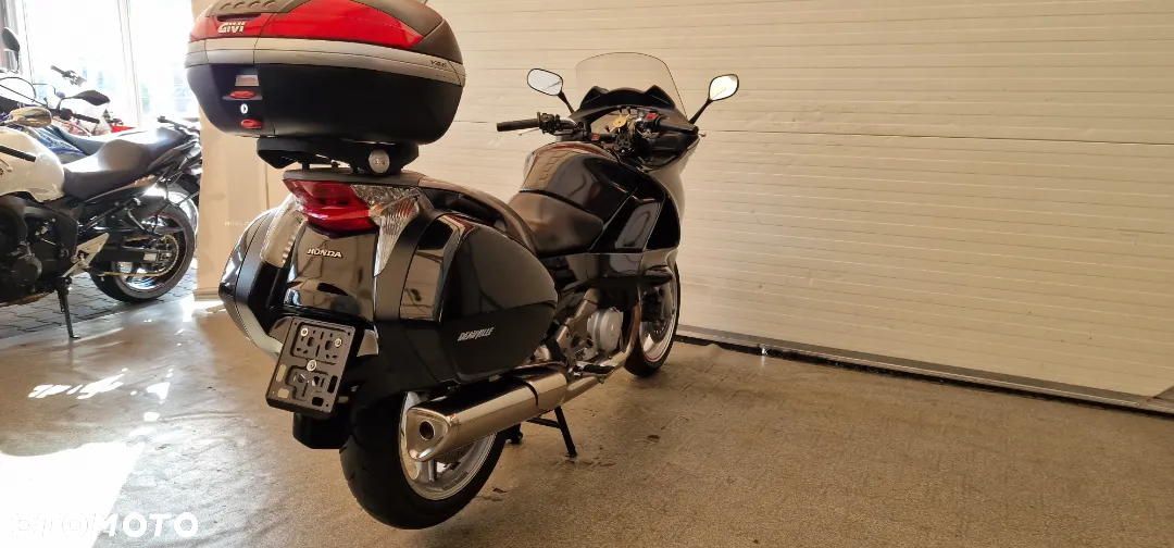 Honda NTV - 27