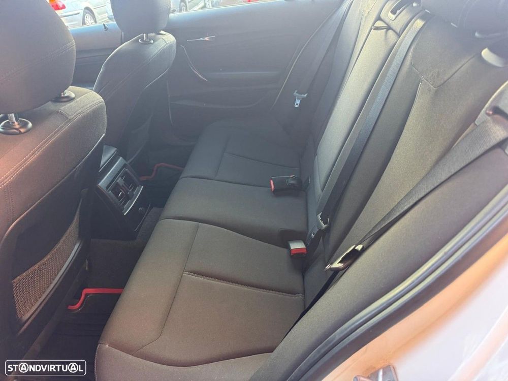 BMW 116 d EDynamics Line Sport - 12