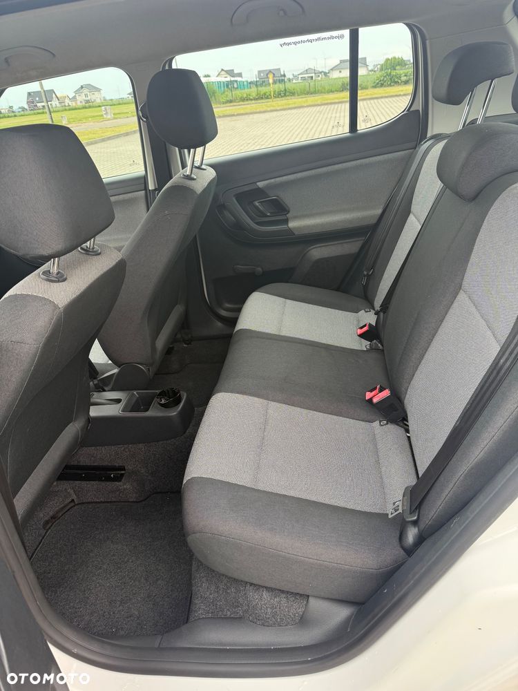 Skoda Fabia 1.2 HTP - 12