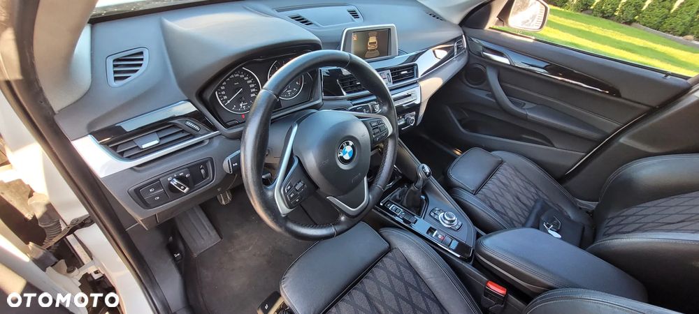 BMW X1 sDrive18d - 15