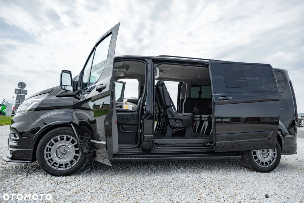 Ford Tourneo Custom - 38