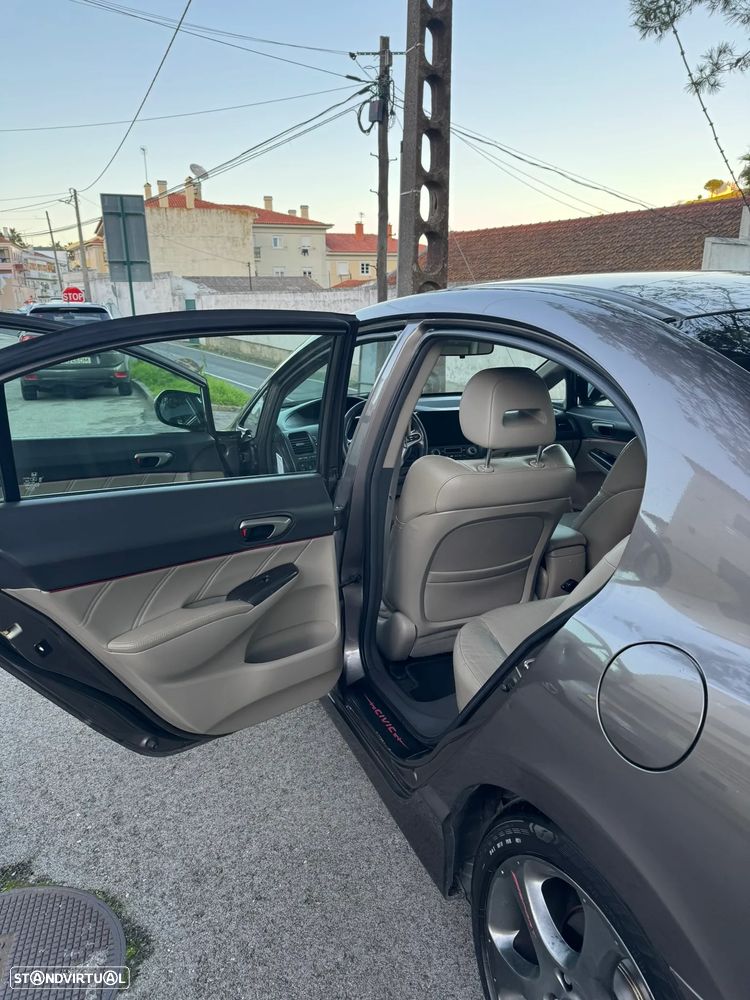 Honda Civic 1.3 DSI i-VTEC Hybrid Executive - 10