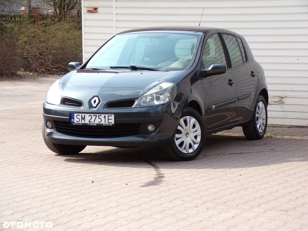 Renault Clio - 8