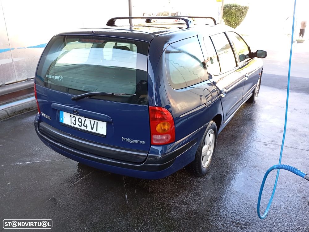 Renault Mégane Break 1.4 16V Expression - 3