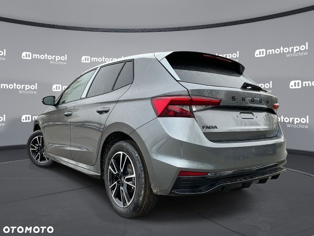 Skoda Fabia - 8