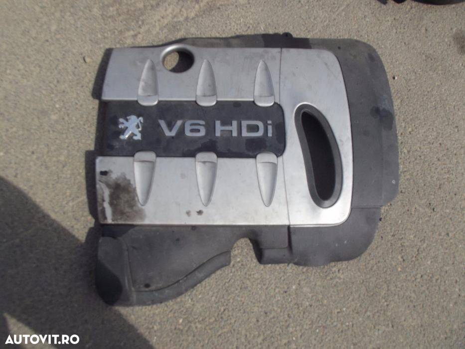 Capac Motor Peugeot 607 2.7hdi dezmembrez Peugeot 607 2.7hdi - 1