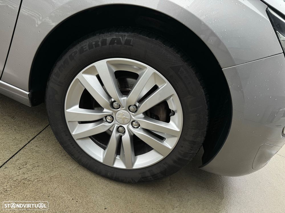 Peugeot 308 SW 1.2 PureTech Access - 8