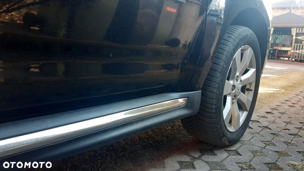 Mitsubishi Outlander 2.0 DID Intense + - 5