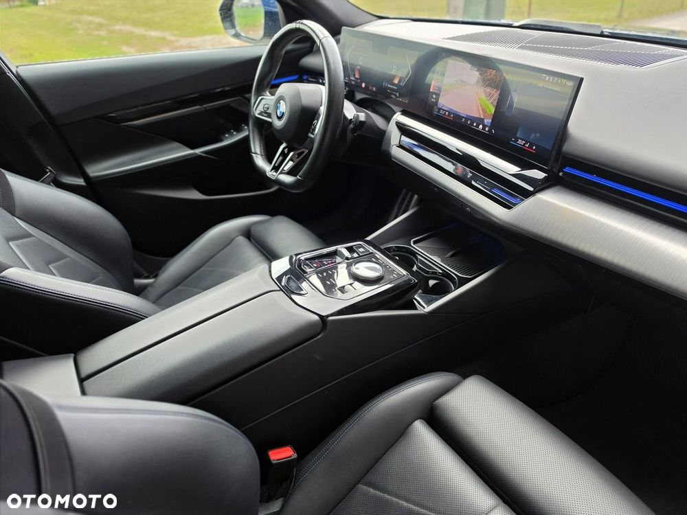 BMW Seria 5 - 16