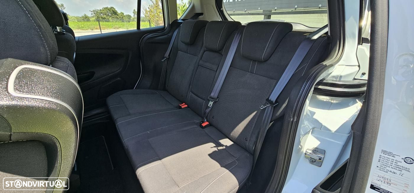 Ford B-Max 1.6 TDCi Titanium - 21