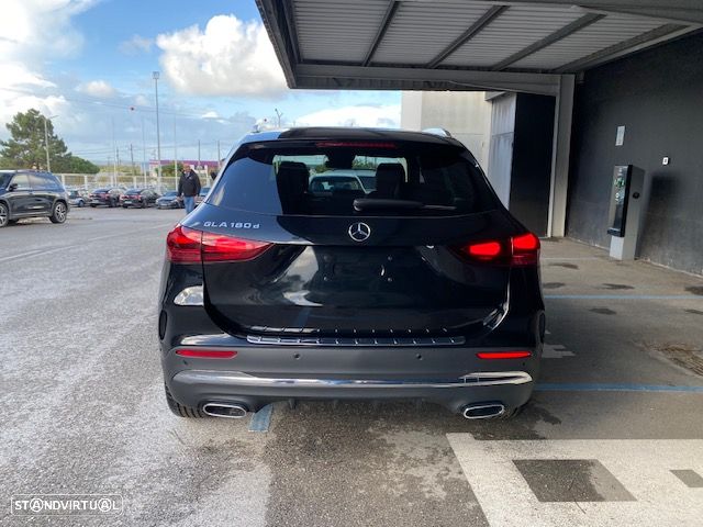 Mercedes-Benz GLA 180 d AMG Line - 6
