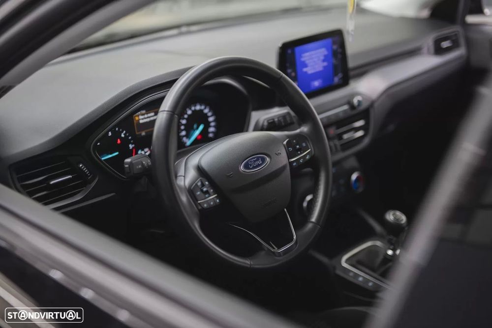 Ford Focus 1.5 TDCi ECOBlue Active - 3