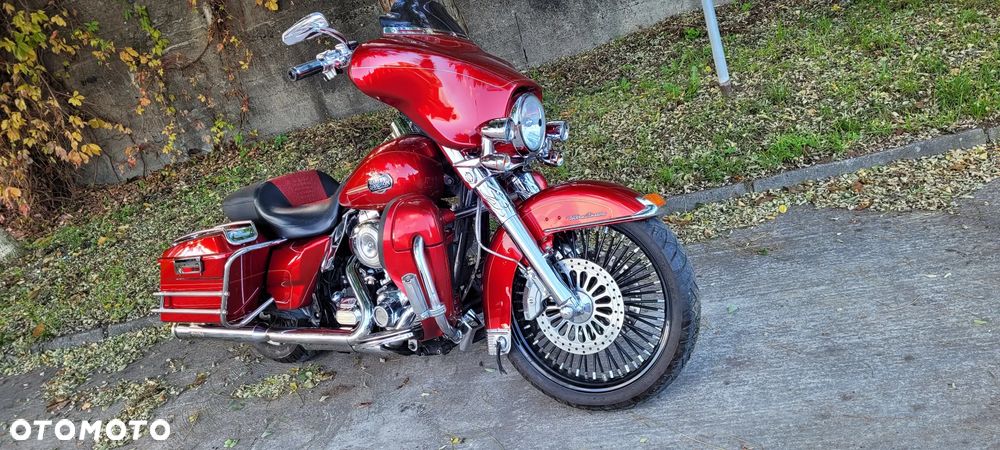 Harley-Davidson FLHTCU Ultra - 3