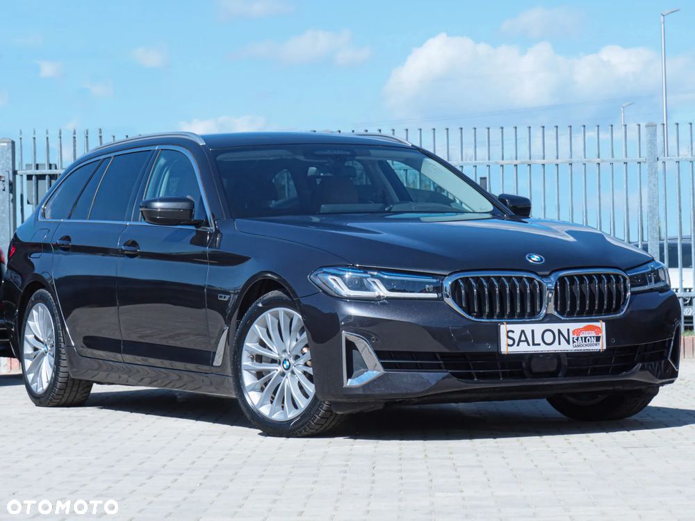 BMW Seria 5 530e Luxury Line sport - 29